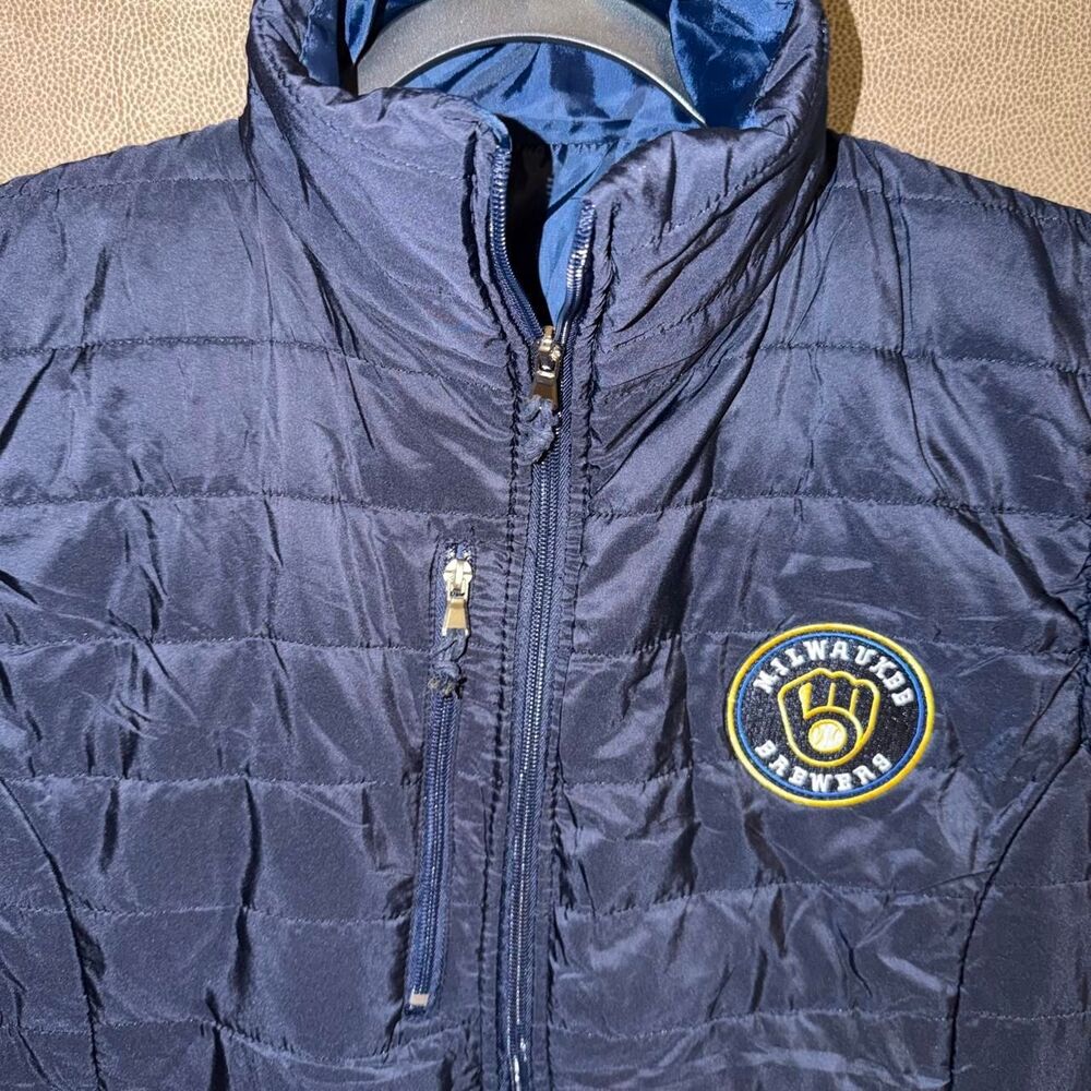 Milwaukee Brewers Navy blue puffer vest with quilted design - Picture 2 of 8